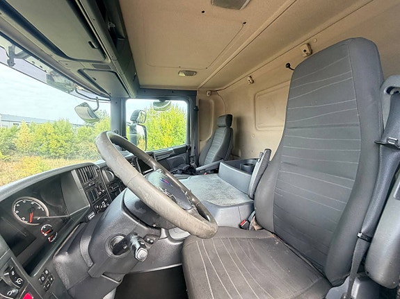Scania P 280 7 of 12