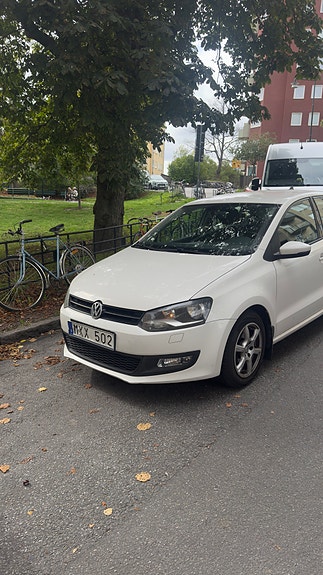 Volkswagen Polo 2 of 6