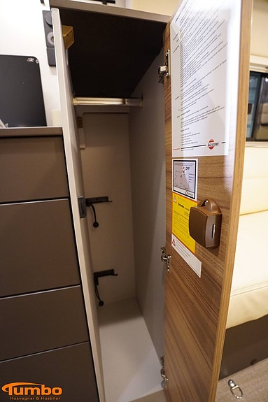 Bürstner B66 C 644 Automat 140hk Backkamera 14 of 21