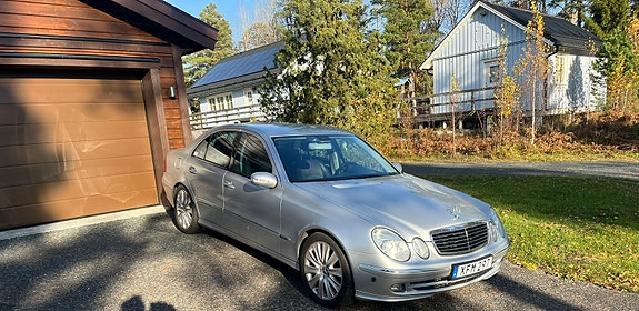 Mercedes-Benz E280 6 of 6