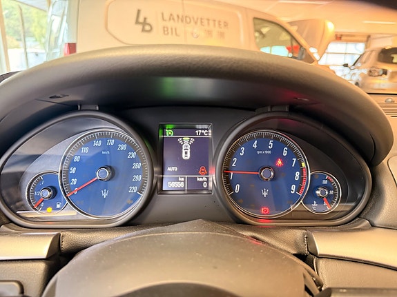 Maserati GranTurismo 11 of 14