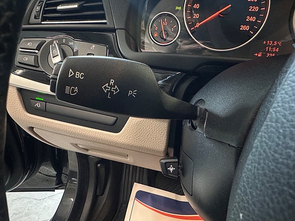 BMW 523i 12 of 20