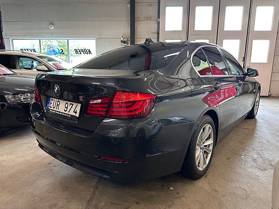 BMW 523i 4 of 20