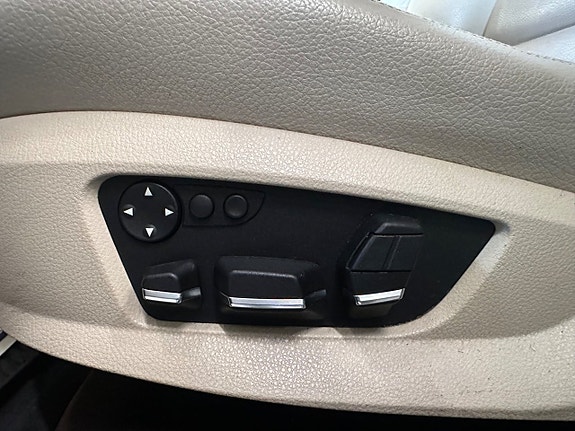 BMW 523i 17 of 20