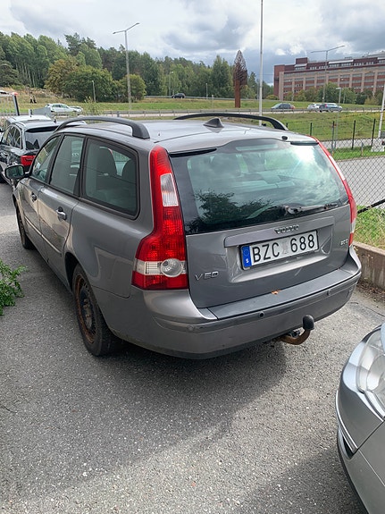 Volvo V50 2 of 4