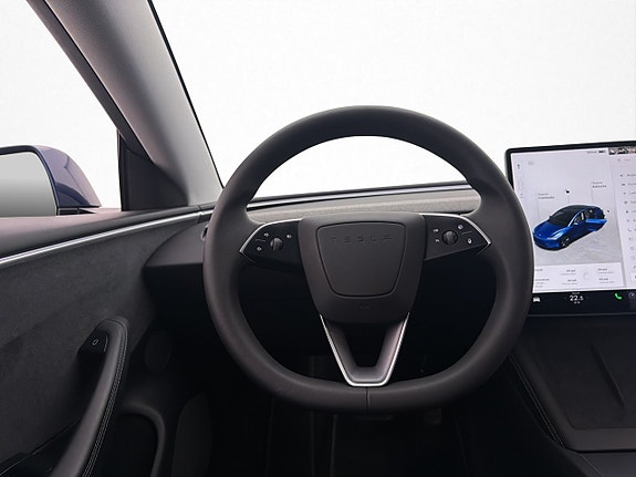 Tesla Model 3 16 of 30