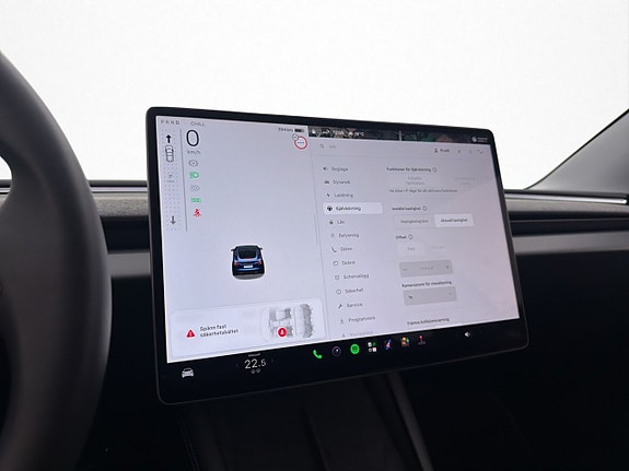 Tesla Model 3 26 of 30