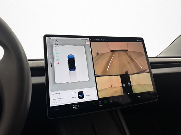 Tesla Model 3 21 of 30