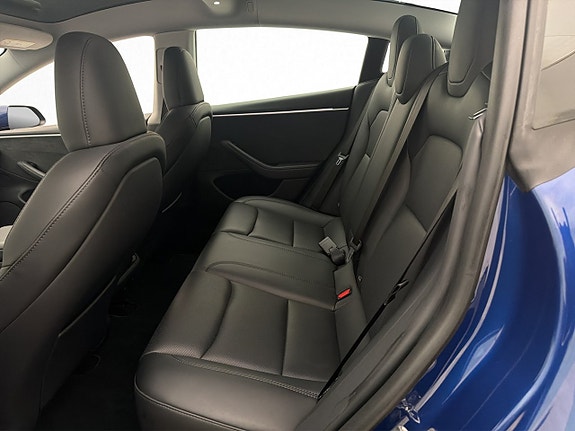 Tesla Model 3 30 of 30