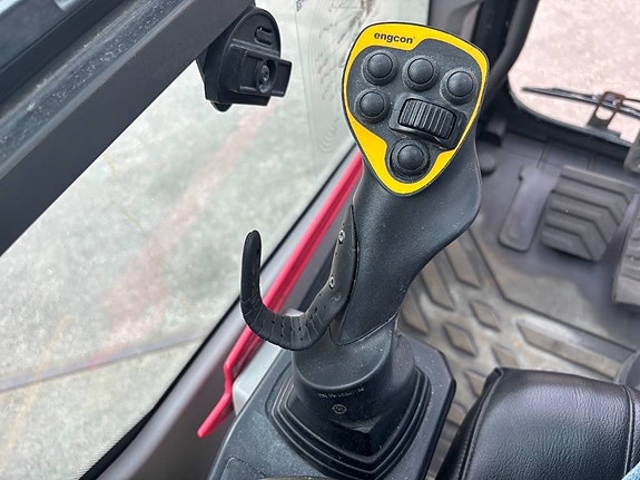 Volvo EC 140 EL 11 of 18