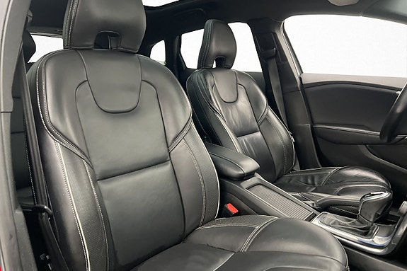 Volvo V40 27 of 28