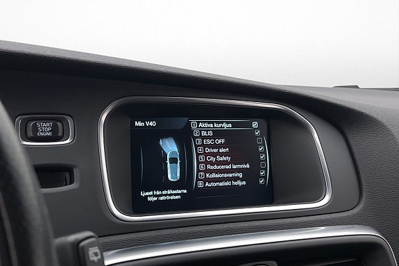 Volvo V40 18 of 28