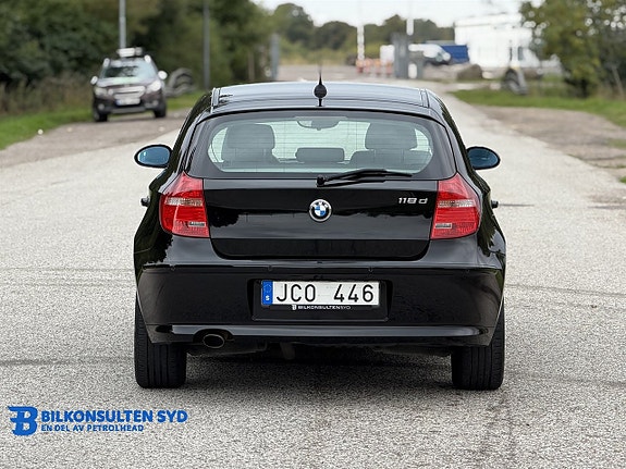 BMW 118d 16 of 20