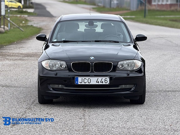 BMW 118d 2 of 20