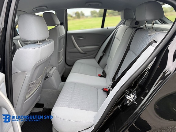 BMW 118d 7 of 20
