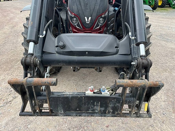 Valtra T 234 7 of 15