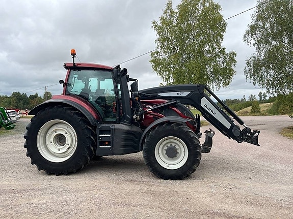 Valtra T 234 2 of 15