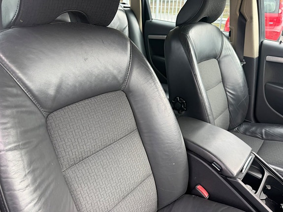 Volvo V70 7 of 19