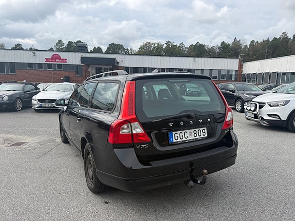 Volvo V70 5 of 19