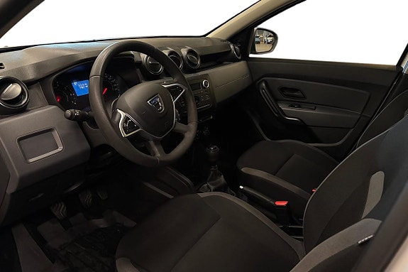 Dacia Duster 8 of 17