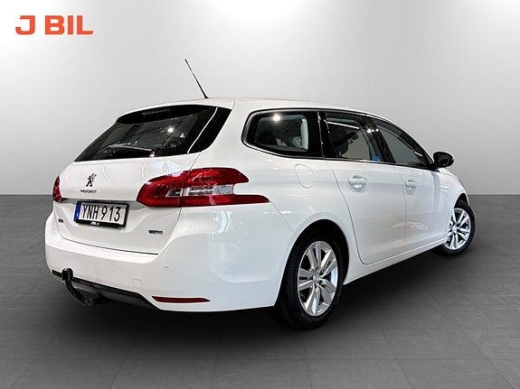 Peugeot 308 SW 3 of 17