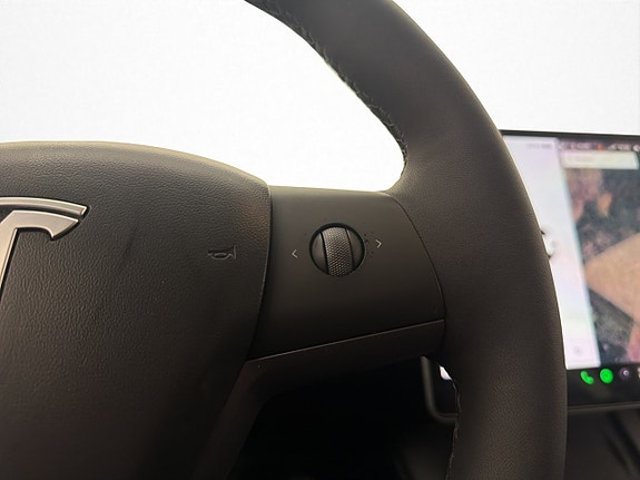 Tesla Model 3 19 of 30