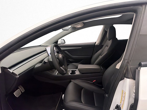 Tesla Model 3 14 of 30