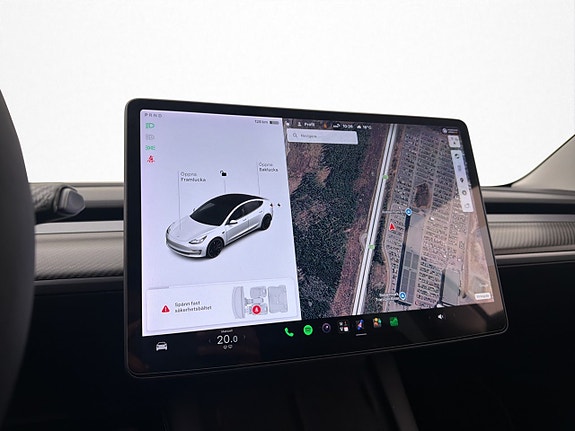Tesla Model 3 24 of 30
