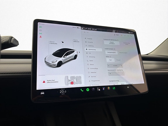 Tesla Model 3 23 of 30