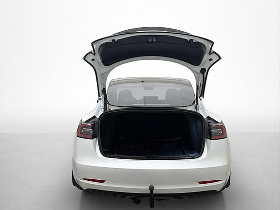 Tesla Model 3 12 of 30