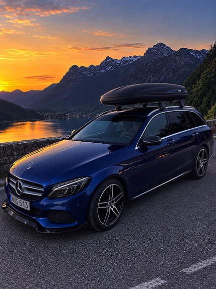 Mercedes-Benz C250 2 of 8