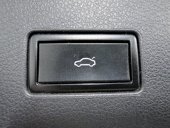 Volkswagen Passat 15 of 15
