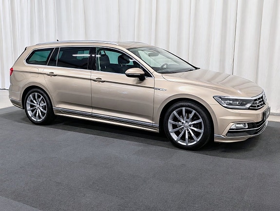 Volkswagen Passat 6 of 15