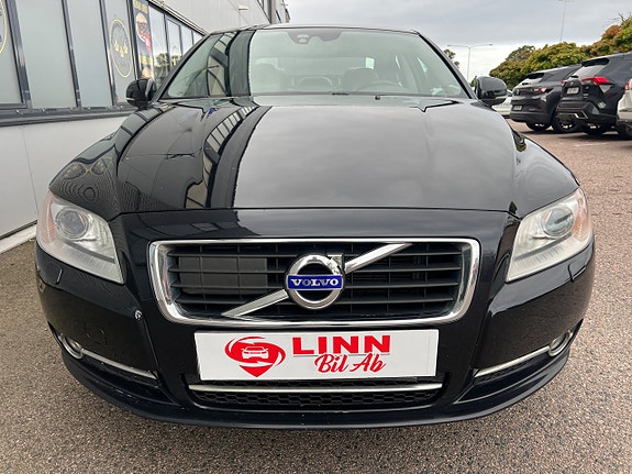 Volvo S80 2 of 27