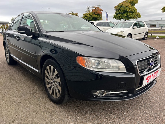 Volvo S80 3 of 27