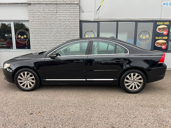 Volvo S80 7 of 27