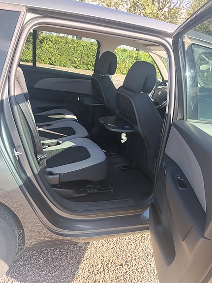 Citroen Grand C4 Picasso 13 of 14
