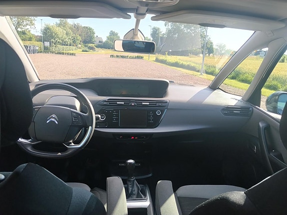 Citroen Grand C4 Picasso 10 of 14