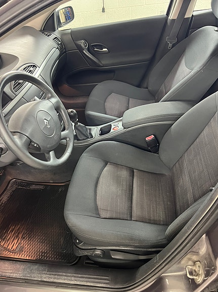 Renault Laguna 4 of 6