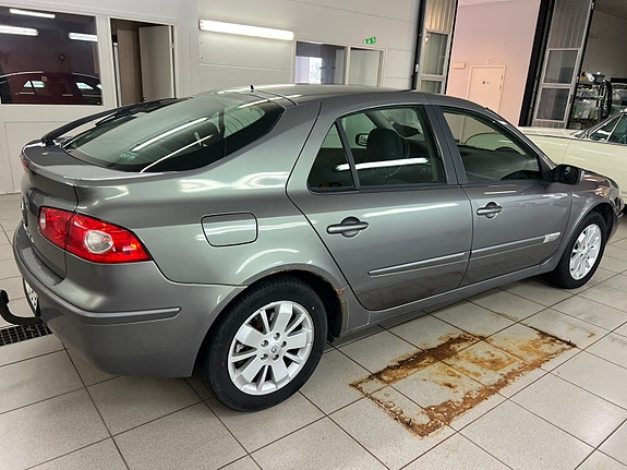 Renault Laguna 3 of 6
