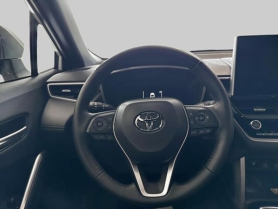 Toyota Corolla Cross 10 of 11