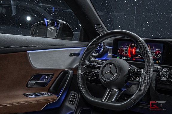 Mercedes-Benz CLA200 18 of 19