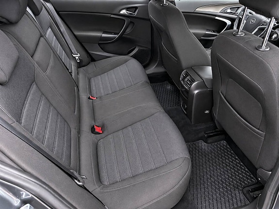 Opel Insignia 9 of 10