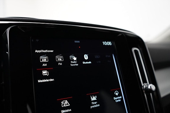 Volvo XC40 12 of 23