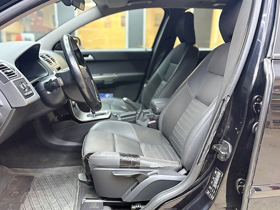 Volvo V50 13 of 18