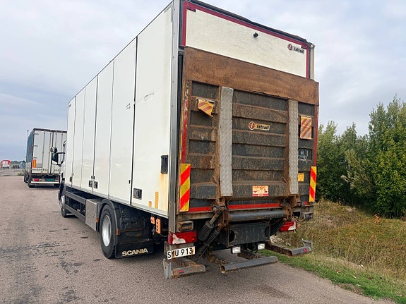 Scania P 280 4 of 12