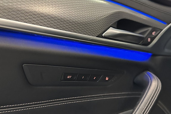 BMW 540i 30 of 30