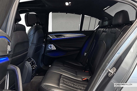 BMW 540i 15 of 30