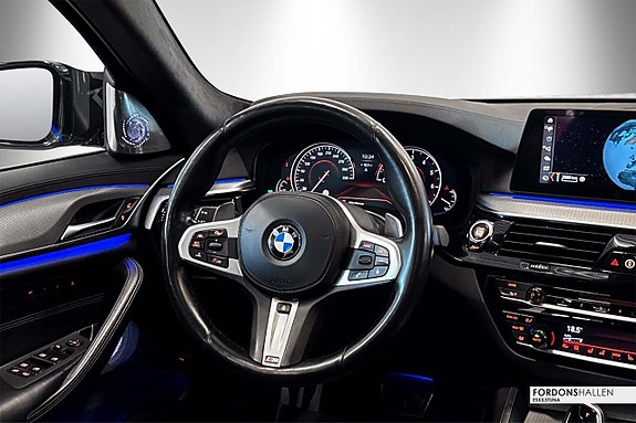 BMW 540i 17 of 30