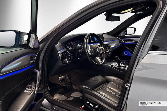BMW 540i 10 of 30